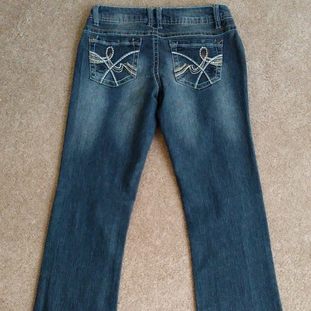 No Boundaries Boot Cut Jean Size 9